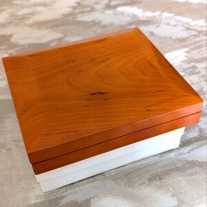 🤎PREMIER LACQUERED WOOD NECKLACE GIFT DISPLAY BOX